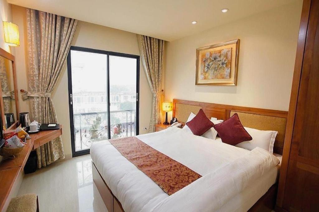 Hanoi Win Hotel & Travel Eksteriør bilde